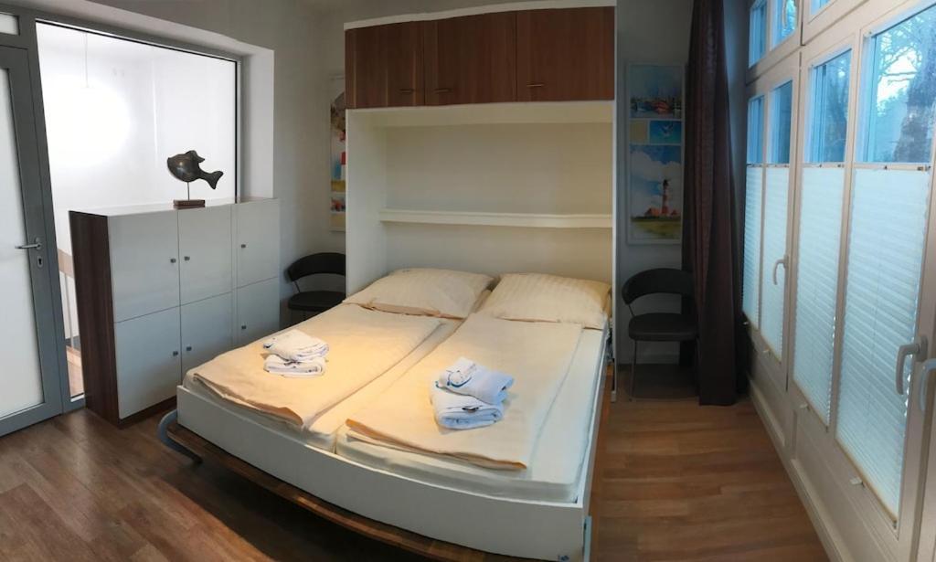 Exclusive Fewo In Warnemuende, 150M To The Beach, 2 Bathrooms, 2 Bedrooms, Sauna, Wifi And Much More. Rostock Dış mekan fotoğraf