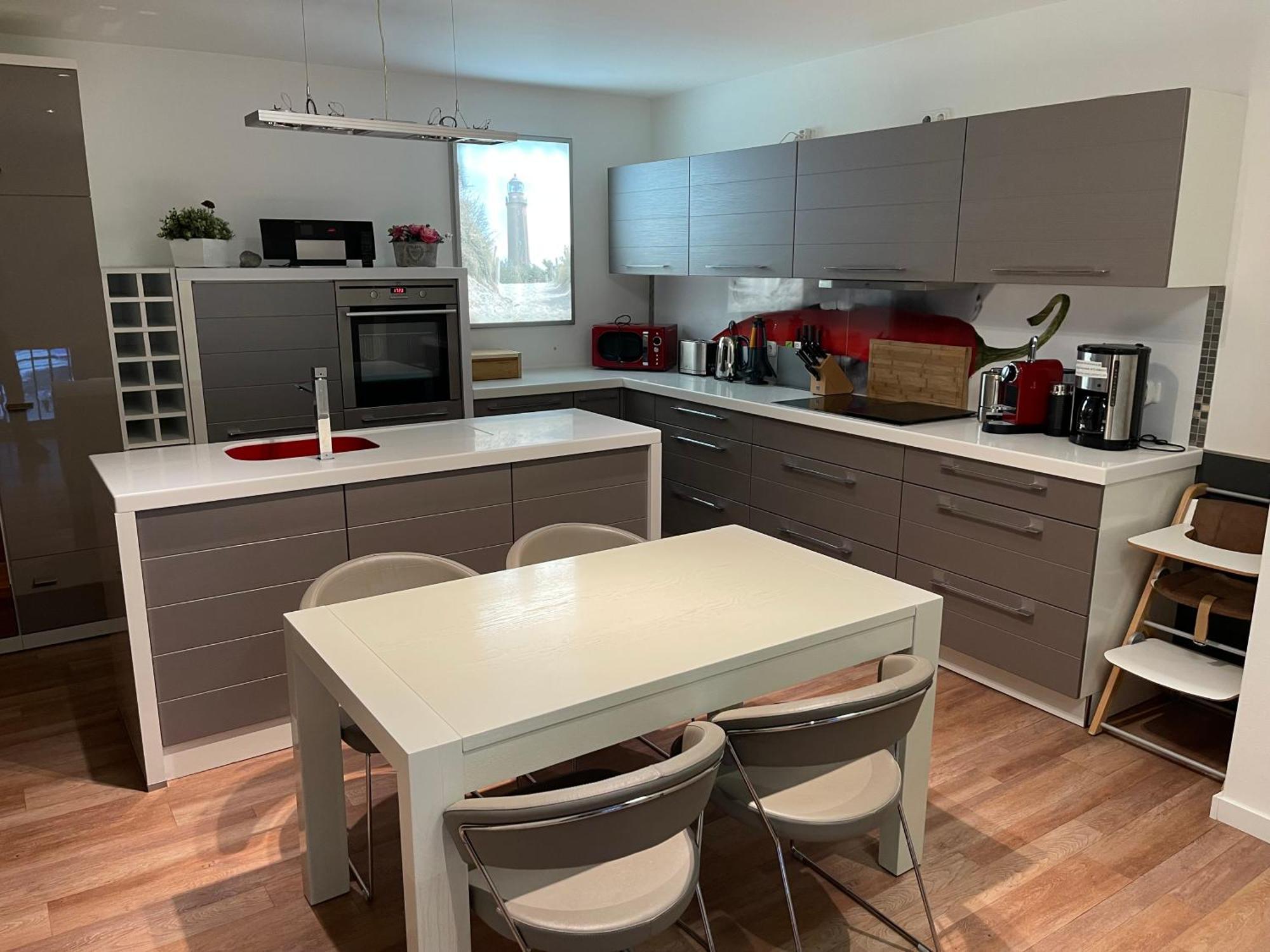 Exclusive Fewo In Warnemuende, 150M To The Beach, 2 Bathrooms, 2 Bedrooms, Sauna, Wifi And Much More. Rostock Dış mekan fotoğraf